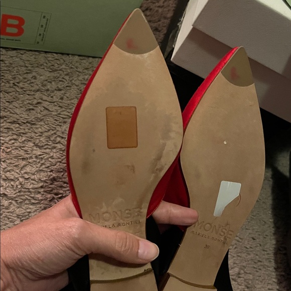 Monse red flats - Picture 9 of 9